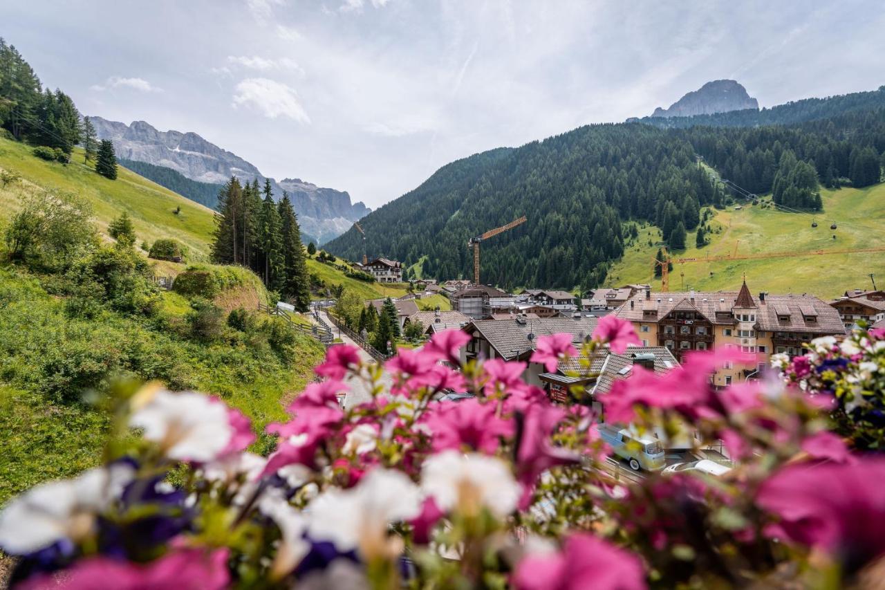 Hotel Sun Valley Selva di Val Gardena Exterior photo